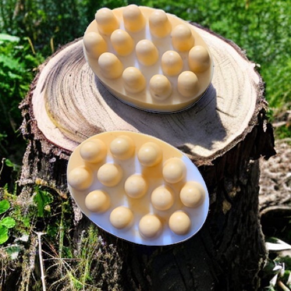 Handmade Soap - Oatmeal Honey & Milk Massage Soap Bar - Picture 4 of 8